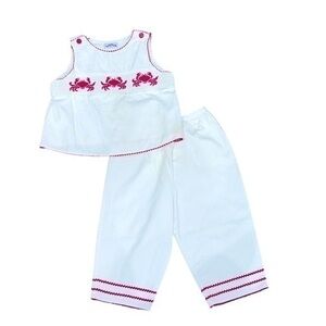 Girls Crabby Smocked outfit Size 6